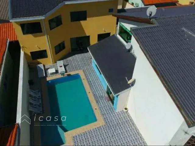 Casa com 500m² 5 quartos e 3 banheiros, à venda, no bairro Village das Flores em Caçapava