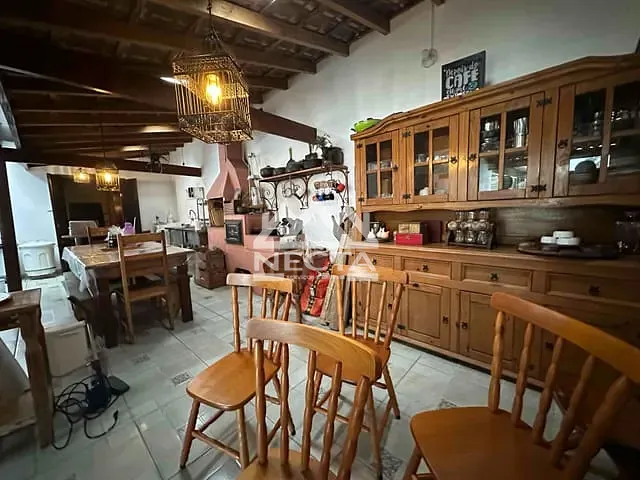 Casa com 310m² 3 quartos e 2 banheiros, à venda, no bairro Porto Novo em Caraguatatuba