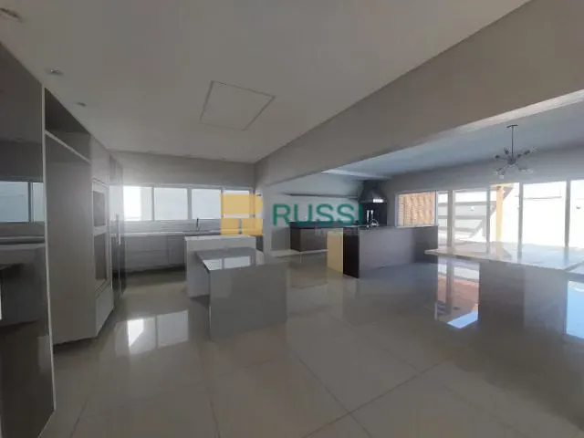 Casa com 450m² 4 quartos e 4 banheiros, para alugar, no bairro Condomínio Residencial Jaguary em São José dos Campos