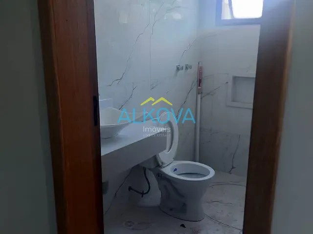 Casa com 212m² 3 quartos e 3 banheiros, à venda, no bairro Jardim Jacinto em Jacareí