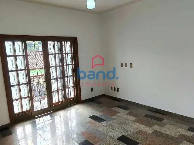 Casa 2 quartos e 1 banheiro, para alugar, no bairro Centro em Porto Feliz