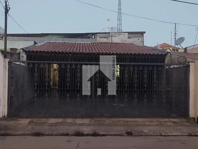Casa com 172m² 3 quartos e 1 banheiro, à venda, no bairro Jardim Pacaembu em Jundiaí
