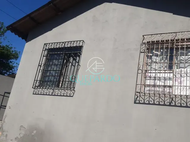 Casa 3 quartos e 1 banheiro, à venda, no bairro Jardim Kase em Londrina