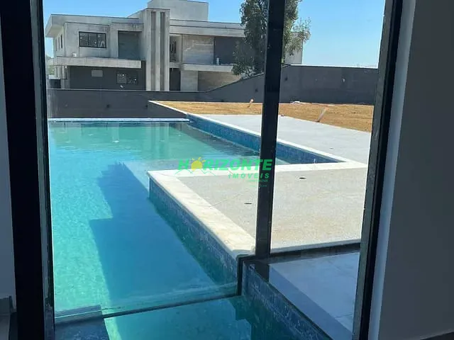 Casa com 1079m² 4 quartos e 7 banheiros, à venda, no bairro urbanova em São José dos Campos