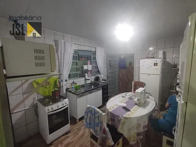 Casa com 64m² 2 quartos e 1 banheiro, à venda, no bairro Vila Antônio Augusto Luiz em Caçapava
