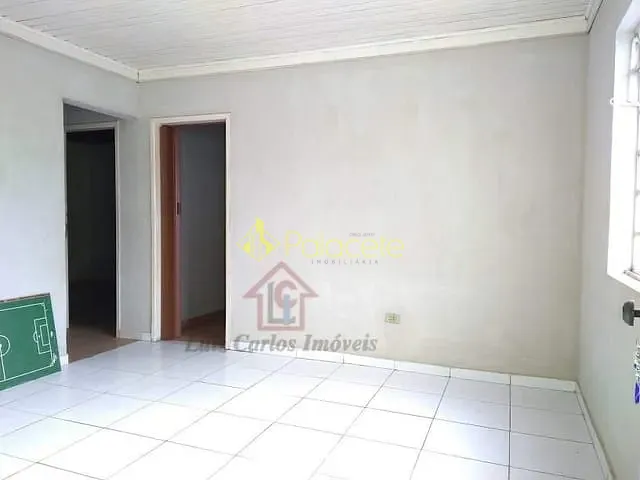 Casa 3 quartos e 2 banheiros, à venda, no bairro Vila Rica em Pindamonhangaba