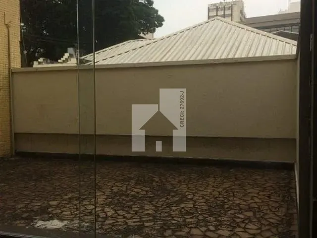 Casa com 250m², à venda ou para alugar, no bairro Vila Boaventura em Jundiaí