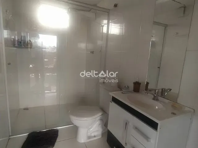 Casa com 360m² 3 quartos e 2 banheiros, à venda, no bairro Canaã em Belo Horizonte