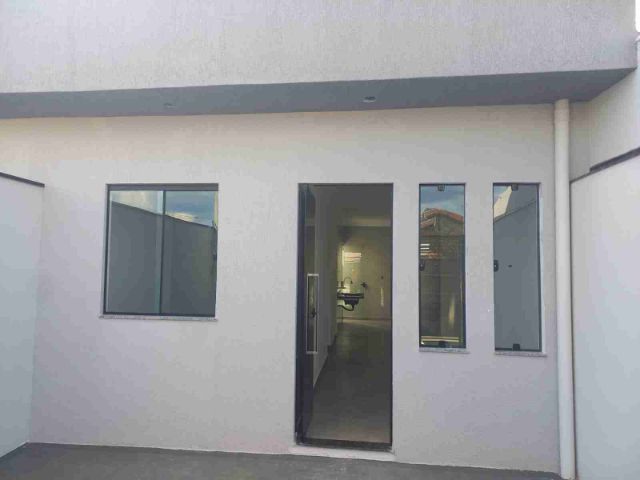 Casa com 100m² 3 quartos e 1 banheiro, à venda, no bairro Loteamento Residencial e Comercial Araguaia em Pindamonhangaba
