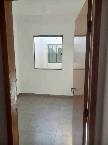 Casa com 100m² 3 quartos e 1 banheiro, à venda, no bairro Loteamento Residencial e Comercial Araguaia em Pindamonhangaba