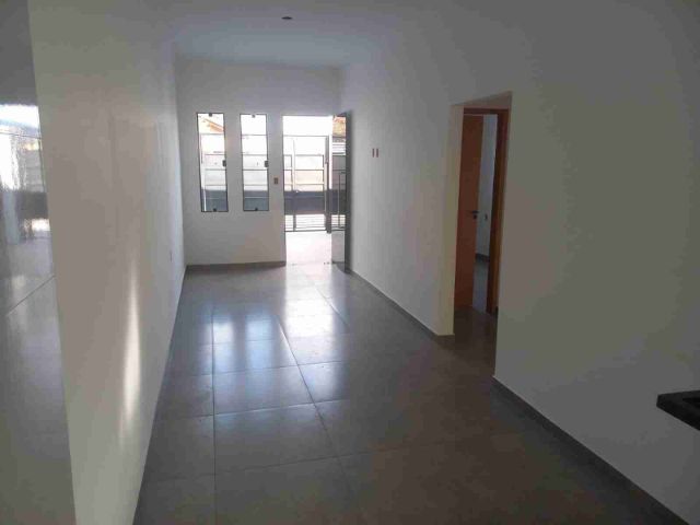 Casa com 100m² 3 quartos e 1 banheiro, à venda, no bairro Loteamento Residencial e Comercial Araguaia em Pindamonhangaba