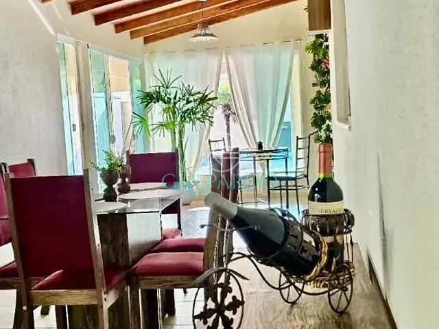 Casa com 267m² 2 quartos e 3 banheiros, à venda, no bairro Jardim Barra Forrest em Londrina