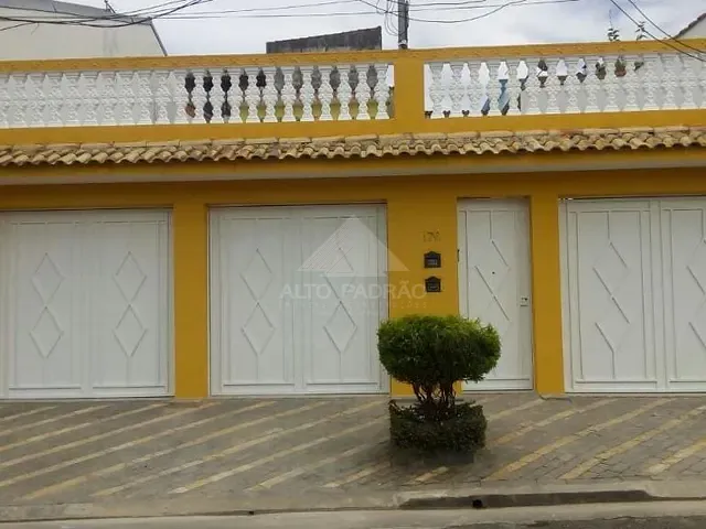 Casa com 250m² 1 quarto e 2 banheiros, à venda, no bairro Jardim Guapituba em Mauá