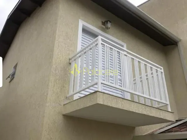 Casa 2 quartos e 2 banheiros, à venda, no bairro Centro em Taubaté