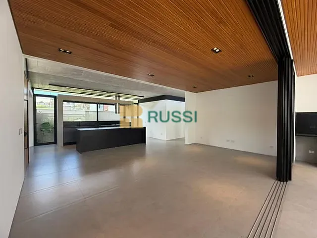 Casa 3 quartos e 2 banheiros, à venda, no bairro Condomínio Residencial Monte Carlo em São José dos Campos