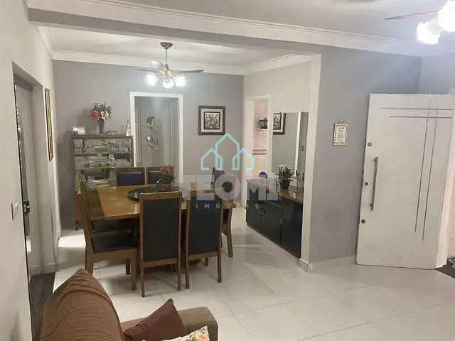 Casa com 260m² 3 quartos e 1 banheiro, à venda, no bairro Jardim Maria Augusta em Taubaté