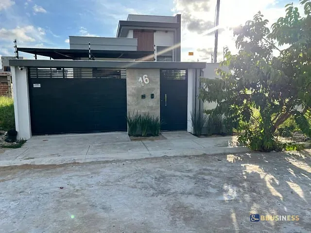 Casa 2 quartos e 2 banheiros, à venda, no bairro Fazenda Santo Antônio em Campos dos Goytacazes