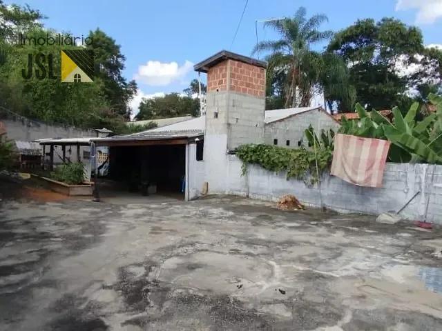 Casa com 286m² 2 quartos e 1 banheiro, à venda, no bairro Tijuco Preto em Caçapava