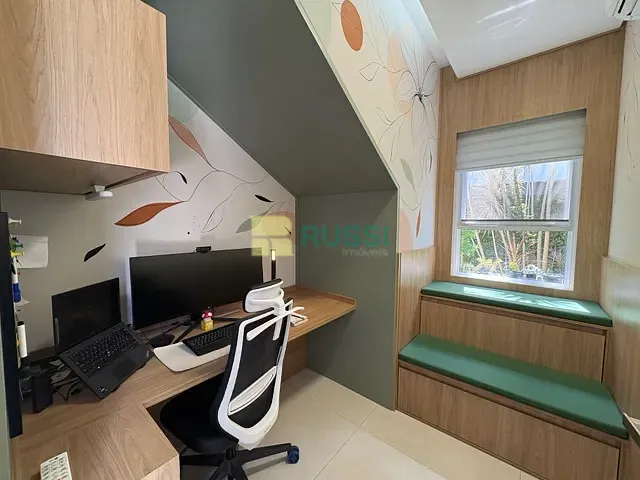 Casa com 490m² 4 quartos e 5 banheiros, à venda, no bairro Condomínio Residencial Alphaville II em São José dos Campos