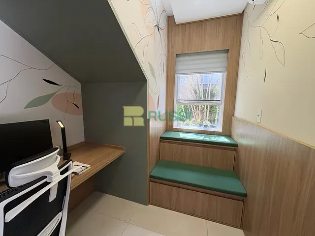 Casa com 490m² 4 quartos e 5 banheiros, à venda, no bairro Condomínio Residencial Alphaville II em São José dos Campos