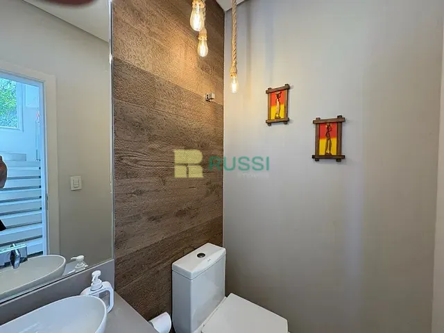 Casa com 490m² 4 quartos e 5 banheiros, à venda, no bairro Condomínio Residencial Alphaville II em São José dos Campos