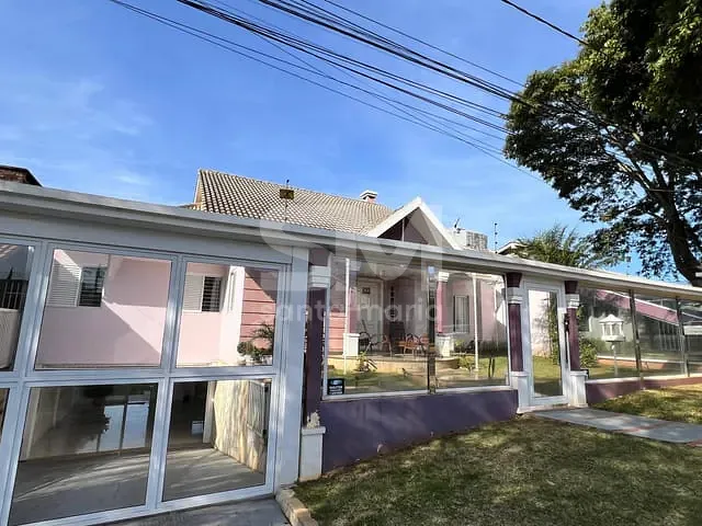 Casa 4 quartos e 4 banheiros, à venda, no bairro Maria Goretti em Chapecó