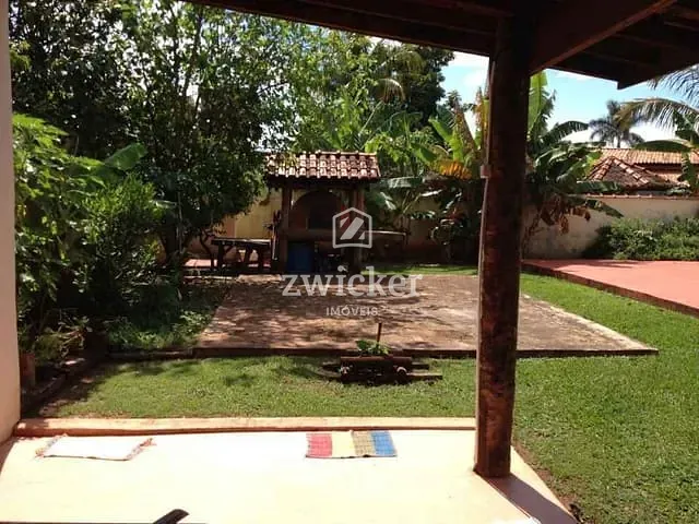 Casa com 930m² 3 quartos e 2 banheiros, à venda, no bairro Quinta da Bela Olinda em Bauru