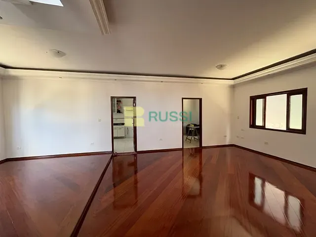 Casa 3 quartos e 4 banheiros, à venda, no bairro Urbanova em São José dos Campos