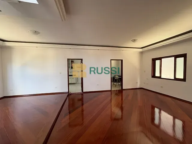 Casa 3 quartos e 4 banheiros, à venda, no bairro Urbanova em São José dos Campos