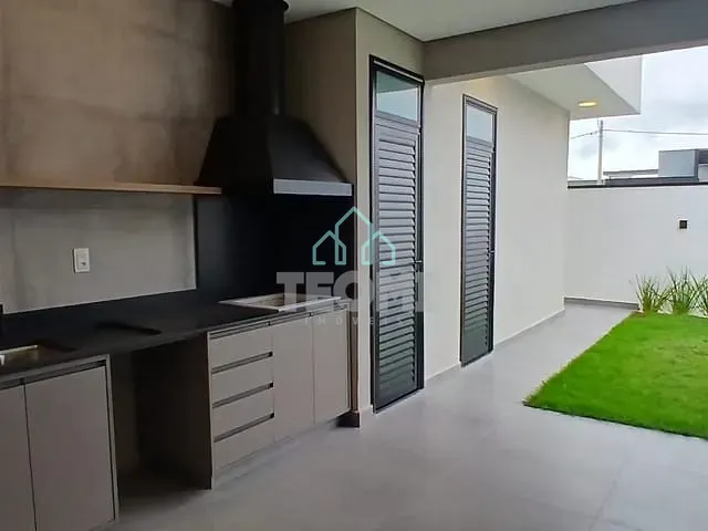 Casa com 253m² 3 quartos e 2 banheiros, à venda, no bairro Loteamento Residencial Pérola do Vale em Tremembé