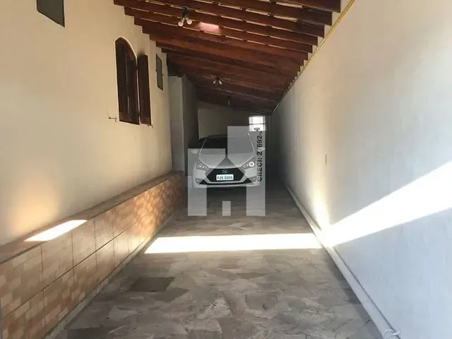 Casa com 378m² 4 quartos e 4 banheiros, à venda, no bairro Vila Garcia em Jundiaí