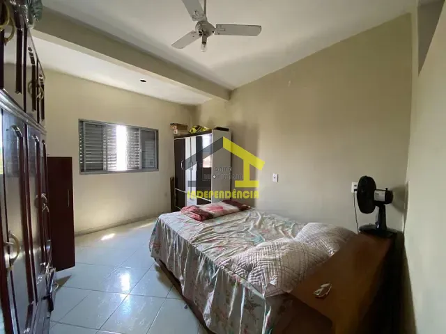 Casa com 250m² 5 quartos e 4 banheiros, à venda, no bairro Vila São Caetano em Itatiba