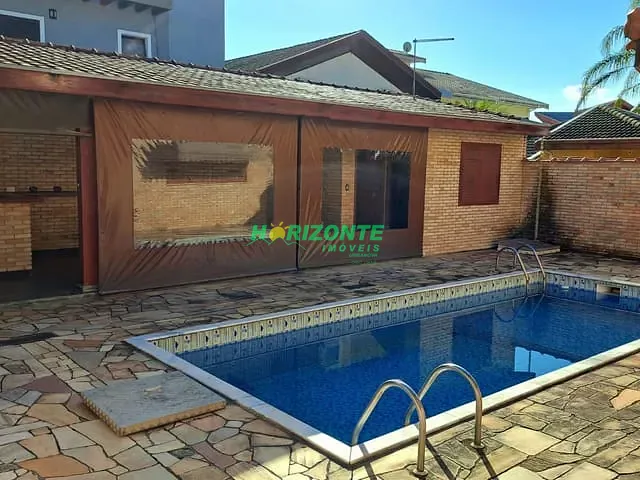 Casa com 360m² 4 quartos e 5 banheiros, à venda, no bairro Urbanova em São José dos Campos