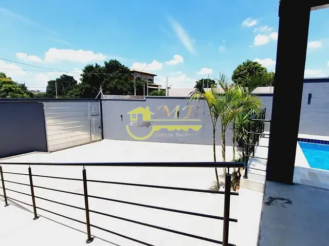 Casa com 500m² 2 quartos e 4 banheiros, à venda, no bairro Parque Aeroporto em Campinas
