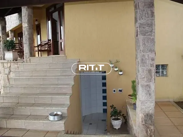 Casa com 750m² 4 quartos e 5 banheiros, à venda, no bairro Colinas do Ermitage (Sousas) em Campinas