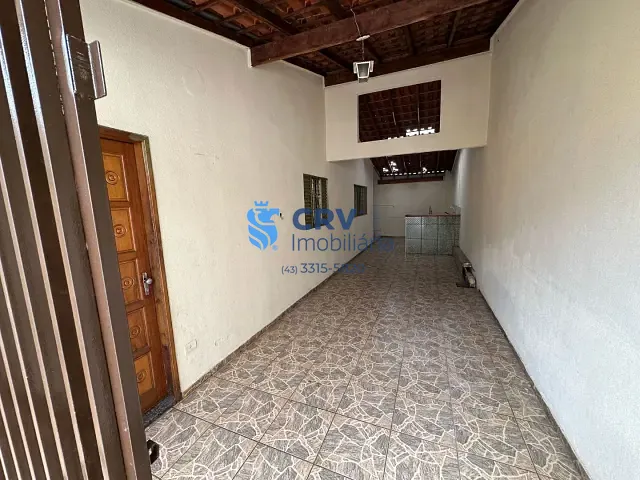 Casa com 250m² 3 quartos e 2 banheiros, para alugar, no bairro Jardim Tropical em Londrina