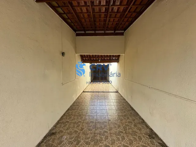 Casa com 250m² 3 quartos e 2 banheiros, para alugar, no bairro Jardim Tropical em Londrina