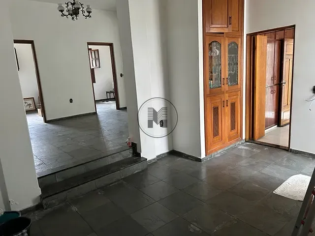 Casa com 387m² 5 quartos e 4 banheiros, à venda, no bairro Centro em Guaratinguetá