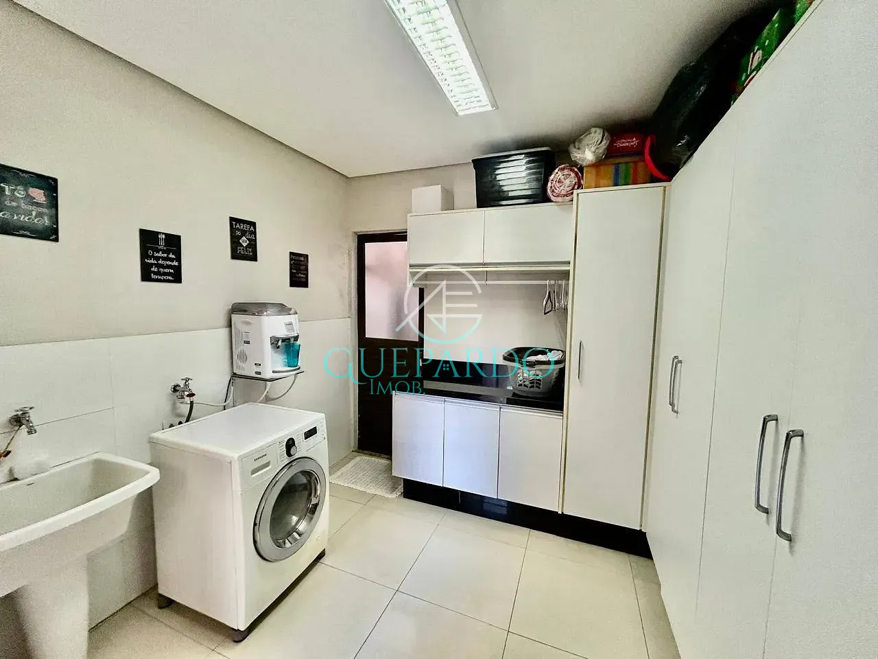 Casa, 4 quartos, 220 m² - Foto 33