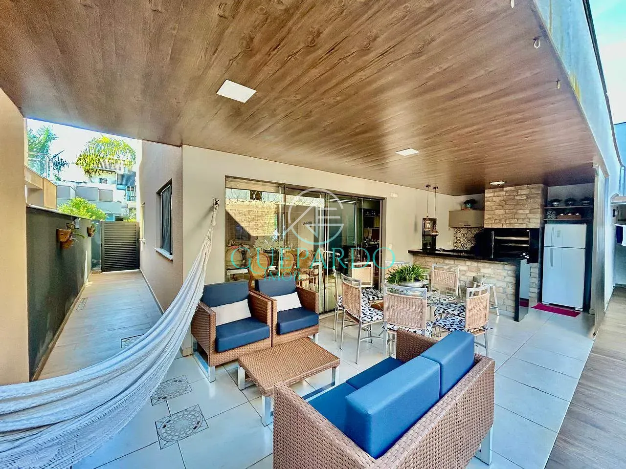 Casa, 4 quartos, 220 m² - Foto 10