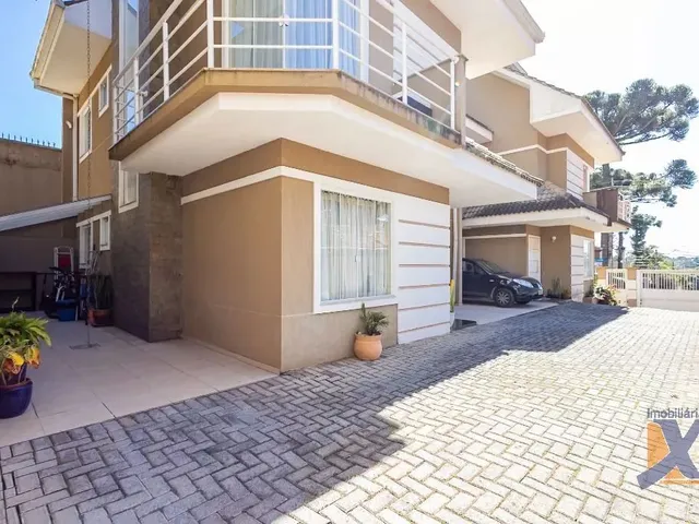 Casa com 116m² 3 quartos e 3 banheiros, à venda, no bairro Barreirinha em Curitiba
