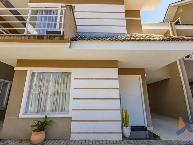 Casa com 116m² 3 quartos e 3 banheiros, à venda, no bairro Barreirinha em Curitiba