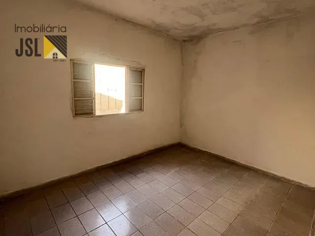 Casa 2 quartos e 1 banheiro, à venda, no bairro Parque Residencial Nova Caçapava em Caçapava