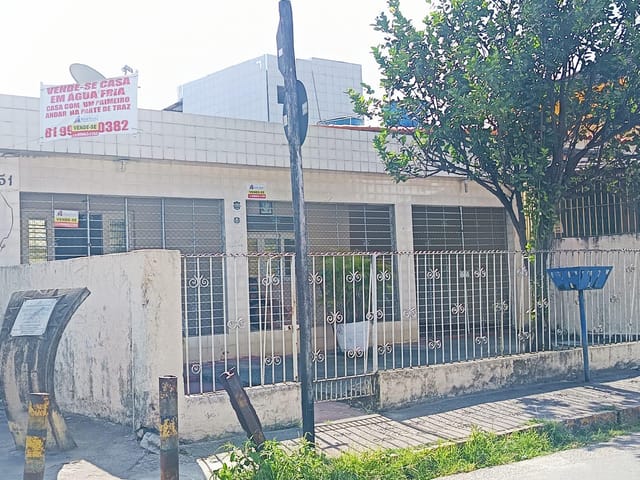 Casa 3 quartos e 2 banheiros, à venda, no bairro Água Fria em Recife