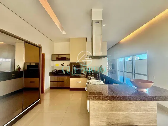 Casa com 360m² 3 quartos e 2 banheiros, à venda, no bairro Residencial José Lázaro Gouvea em Londrina
