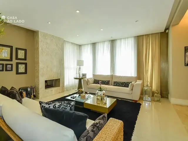 Casa com 629m² 4 quartos e 8 banheiros, para alugar, no bairro Campo Comprido em Curitiba