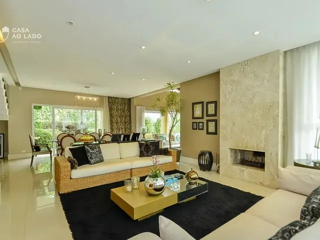 Casa com 629m² 4 quartos e 8 banheiros, para alugar, no bairro Campo Comprido em Curitiba