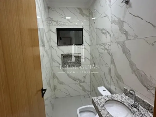 Casa com 163m² 3 quartos e 2 banheiros, à venda, no bairro Residencial Buriti em Senador Canedo