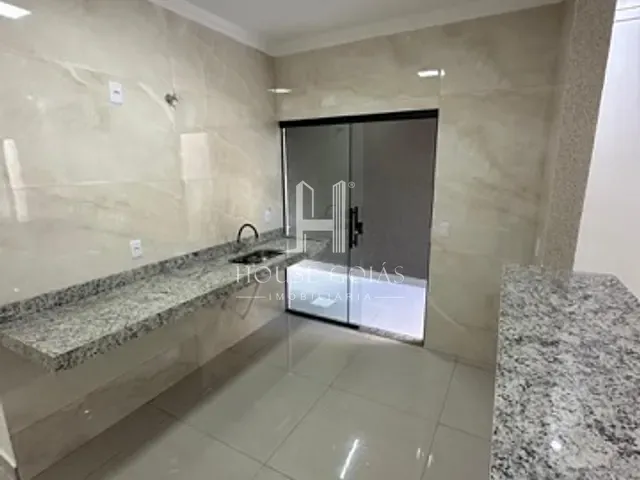 Casa com 163m² 3 quartos e 2 banheiros, à venda, no bairro Residencial Buriti em Senador Canedo