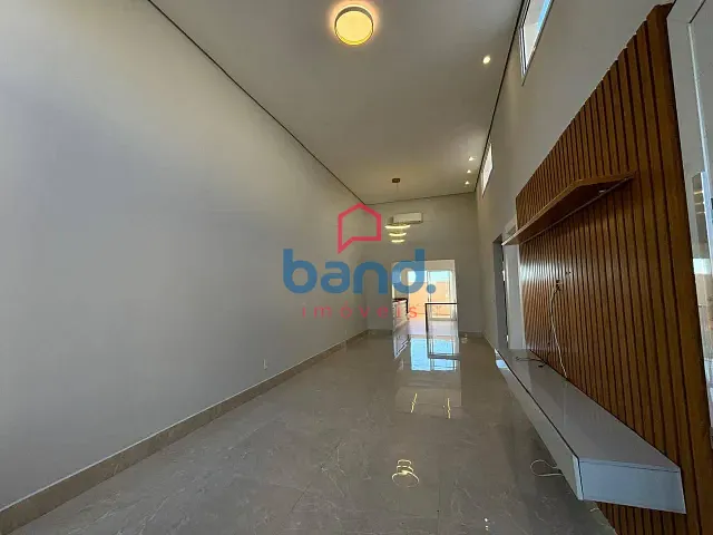Casa com 250m² 3 quartos e 1 banheiro, à venda, no bairro Portal Ville Flamboyant em Porto Feliz